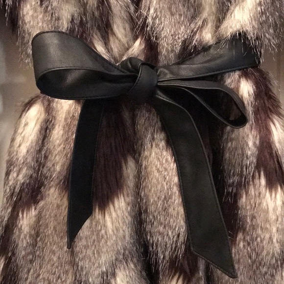 Bebe Faux Fur Jacket, Gray/Black, Sz Medium - Picture 3 of 5